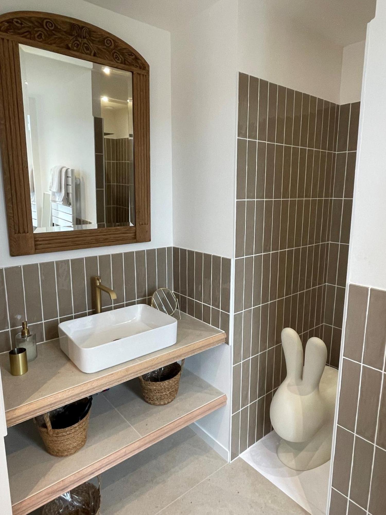 La Petite Maison De Giverny - Gite De Charme 5 Etoiles Au Coeur Du Village - 3 Chambres Extérieur photo