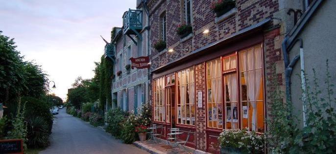 La Petite Maison De Giverny - Gite De Charme 5 Etoiles Au Coeur Du Village - 3 Chambres Extérieur photo